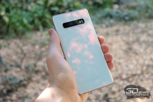 Samsung Galaxy S10 — лучший смартфон начала 2019 года по версии Роскачества