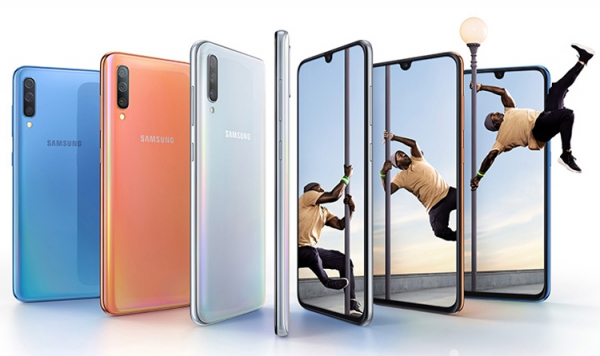 Супербыстрая зарядка и четыре камеры: дебют смартфона Samsung Galaxy A70