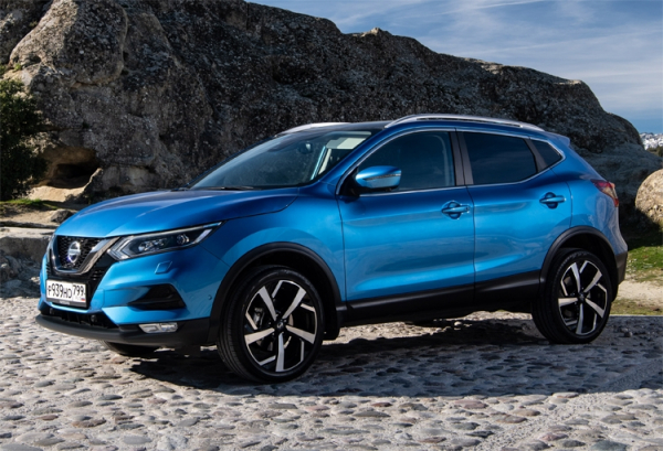 Новый кроссовер Nissan Qashqai выходит в России по цене от 1 290 000 рублей