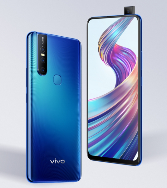 Смартфон Vivo V15Pro с выдвижной камерой выходит в России по цене 33 990 рублей