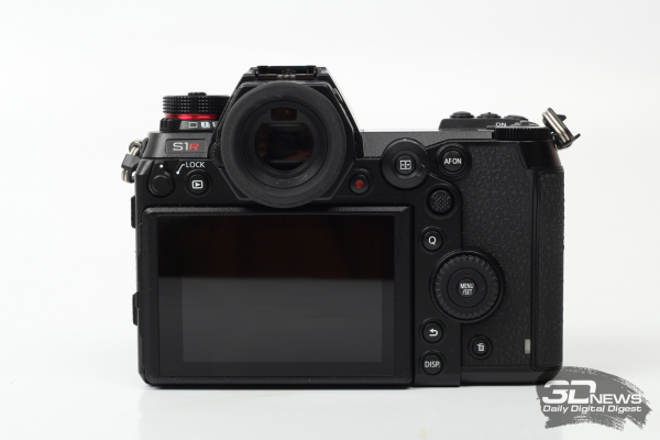 Новая статья: Обзор беззеркальной фотокамеры Panasonic Lumix S1R: вторжение чужого