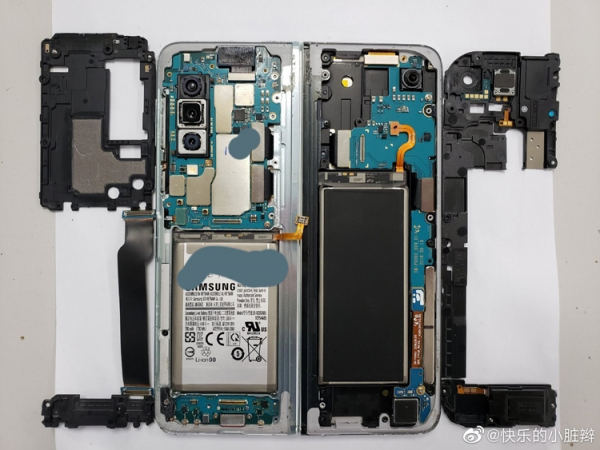 Гибкий смартфон Samsung Galaxy Fold показал внутренности