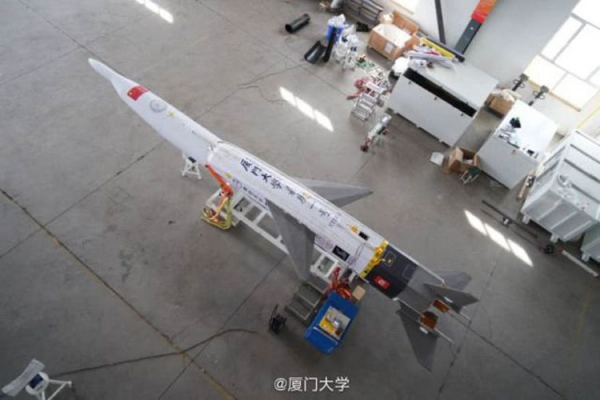 Китайский университет и стартап из Пекина запустили возвращающуюся ракету