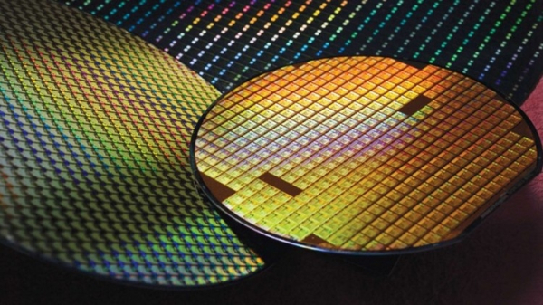 Применение улучшенного 7-нм техпроцесса с EUV позволит улучшить процессоры AMD Zen 3