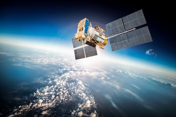 Стартап Rocket Lab запускает производство спутников