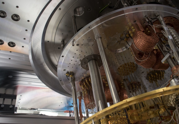 Нехватка гелия может замедлить развитие квантовых компьютеров — обсуждаем ситуацию