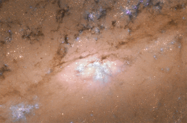 Фото дня: взгляд «Хаббла» на великолепную спиральную галактику