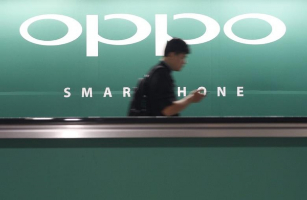 OPPO спрячет селфи-камеру за дисплей смартфонов