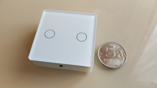 Сенсорный мини выключатель c стеклянной панелью на nRF52832