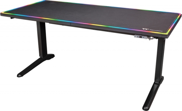 Thermaltake Level 20 RGB BattleStation: компьютерный стол с подсветкой за $1200