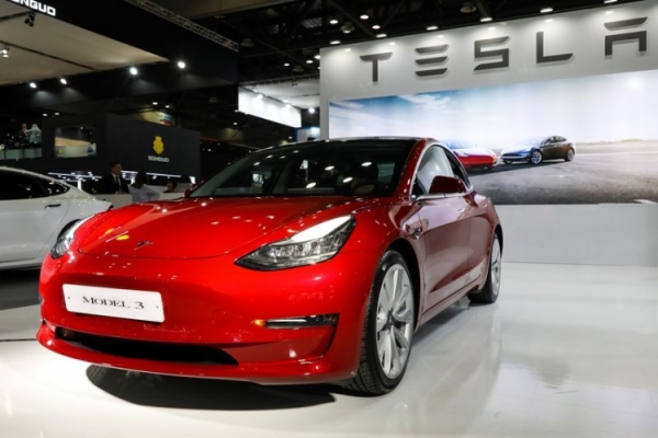Регулятор взял в оборот Tesla из-за хвастовства по поводу высокой безопасности Model 3