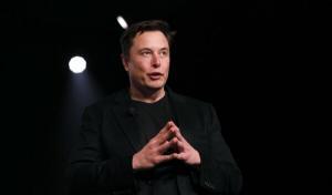 Свидетели заявили о грубости Маска и о рукоприкладстве по отношению к сотруднику