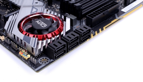 Плата Colorful CVN X570M Gaming Pro поможет создать компактный ПК на чипе AMD