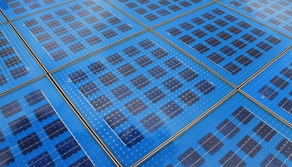 Учёные из РФ предложили новый способ получения «ребристых» солнечных батарей
