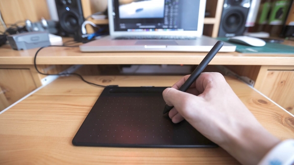 Краткая история компании Wacom: как технология графических планшетов пришла в электронные ридеры