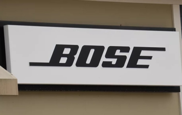Bose закрывает розничные магазины в нескольких регионах мира