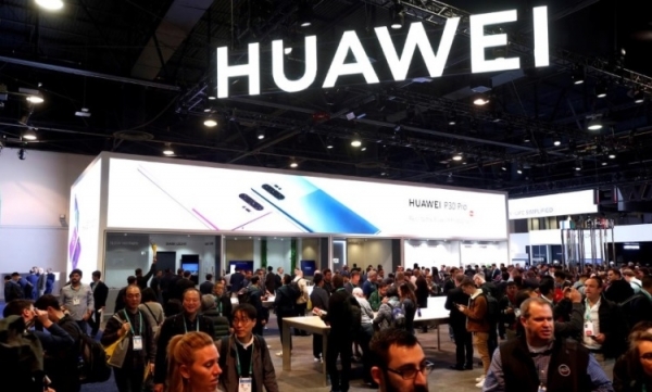 Американский сенатор добивается запрета на обмен разведданными со странами, использующими оборудование Huawei