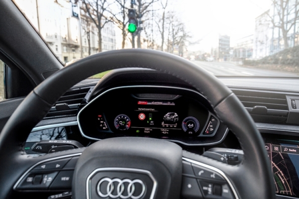 Audi внедряет систему взаимодействия автомобилей и светофоров в Европе
