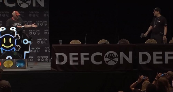 Конференция DEFCON 27. Взламываем полицию. Часть 1