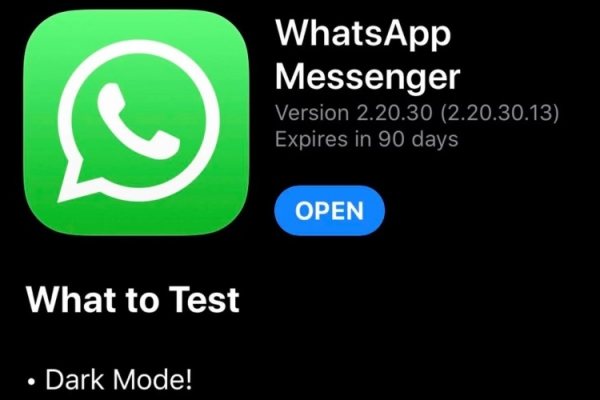В бета-версии WhatsApp для iOS появился тёмный режим