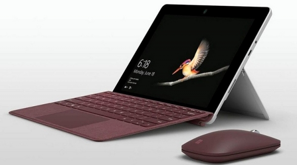 Microsoft, вероятно, увеличит экран в Surface Go 2