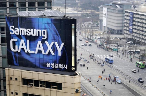 Близится анонс недорогого смартфона Samsung Galaxy A21s с тройной камерой