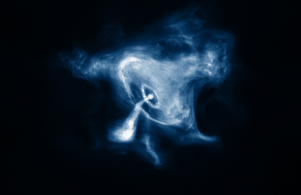 Фото дня: завораживающая Крабовидная туманность глазами сразу трёх телескопов