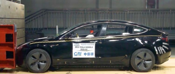 Изготовленный в Китае электромобиль Tesla Model 3 успешно прошёл краш-тесты