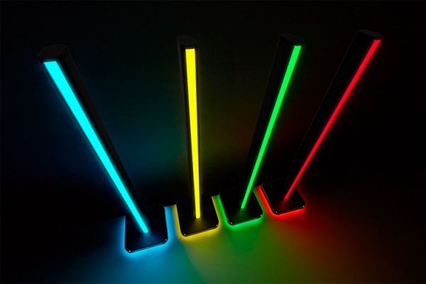 Светодиодные башни Corsair iCUE LT100 вынесут RGB-подсветку за пределы компьютера