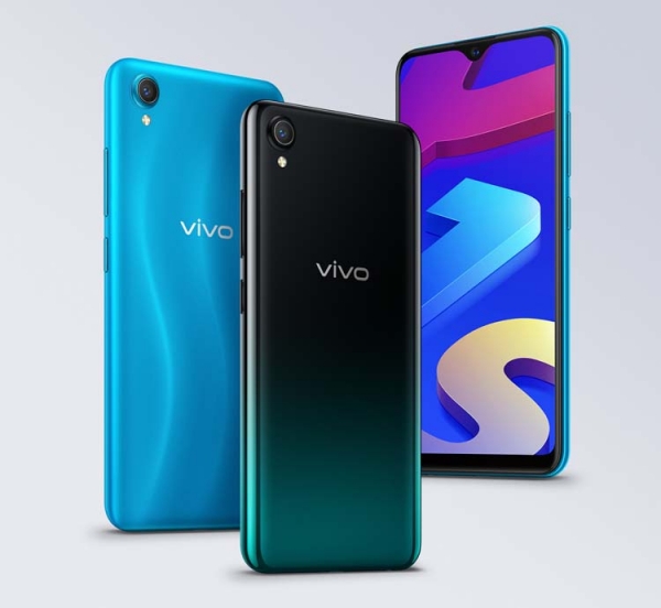 «Одноглазый» смартфон Vivo Y1s будет продаваться за 8500 рублей