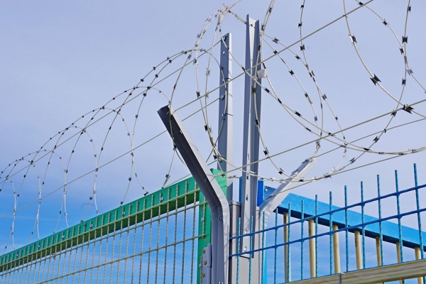 Забор из рулона — радиопрозрачные инженерные заграждения