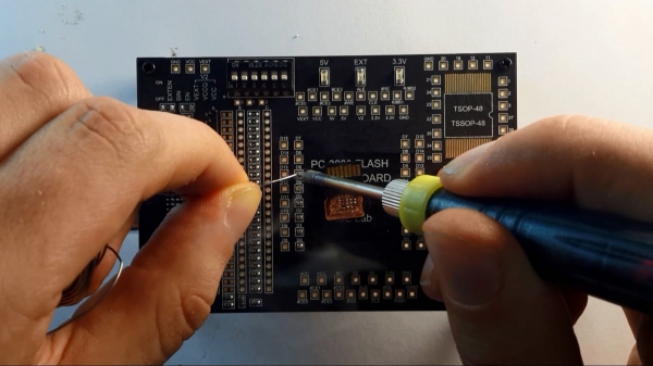 PC-3000 Flash: восстанавливаем данные с карты microSD