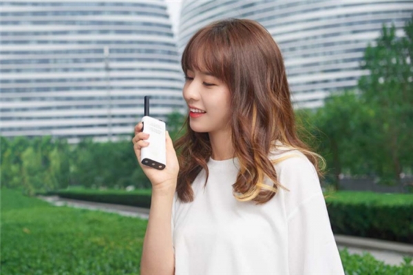 Xiaomi представила рацию Mi Walkie Talkie Lite за $18