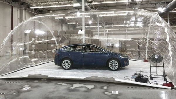 Маск развивает ИИ-стартап xAI, уводя ресурсы и специалистов из Tesla и X, — акционеры хотят это пресечь