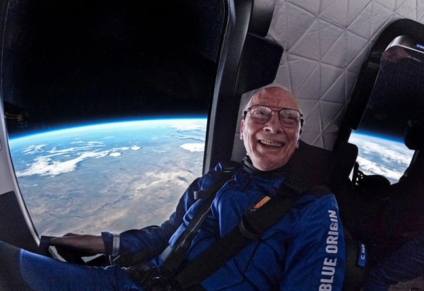 Blue Origin заморозит космический туризм минимум на два года ради концентрации на лунной миссии