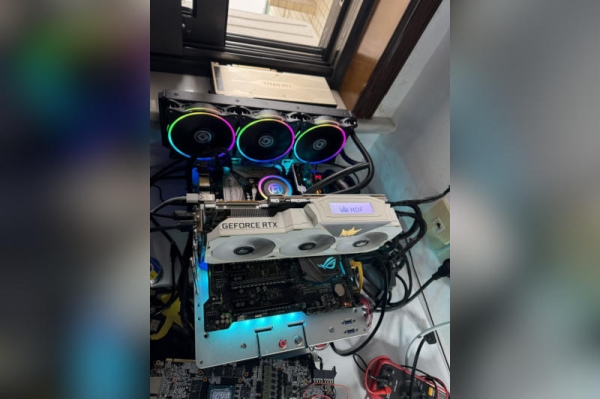 ΠΠ½ΡΡΠ·ΠΈΠ°ΡΡ ΡΠΎΠ·Π΄Π°Π» Β«GeForce RTX 2080 Ti Π½Π° ΠΌΠ°ΠΊΡΠΈΠΌΠ°Π»ΠΊΠ°Ρ
» β ΠΏΠΎΠ½Π°Π΄ΠΎΠ±ΠΈΠ»Π°ΡΡ ΠΏΠ΅ΡΠ΅ΡΠ°Π΄ΠΊΠ° ΡΠΈΠΏΠΎΠ² ΠΎΡΒ Titan RTX