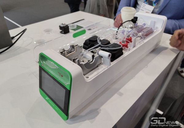 ΠΡΡΠ°ΡΠ΅Π½Π½ΡΠΉ Π½Π° ΡΠΈΠΏΠ΅ ΠΆΠΈΠ²ΠΎΠΉ ΠΌΠΎΠ·Π³ ΡΡΠ³ΡΠ°Π» Π² DOOMΒ β Π½Π΅ ΡΠ»ΠΈΡΠΊΠΎΠΌ ΡΠΌΠ΅Π»ΠΎ, Π·Π°ΡΠΎ ΡΠ°ΠΌ