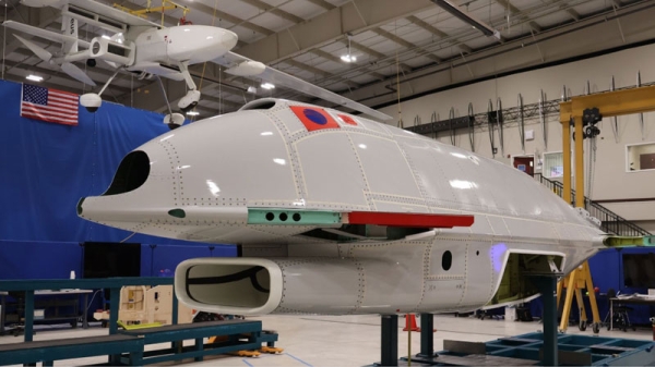 Самолёт без рулей X-65 от дочки Boeing стал на шаг ближе к полёту — он будет управляться струями воздуха